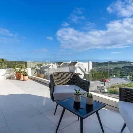 Luxury Golf Penthouse * Εστεπόνα