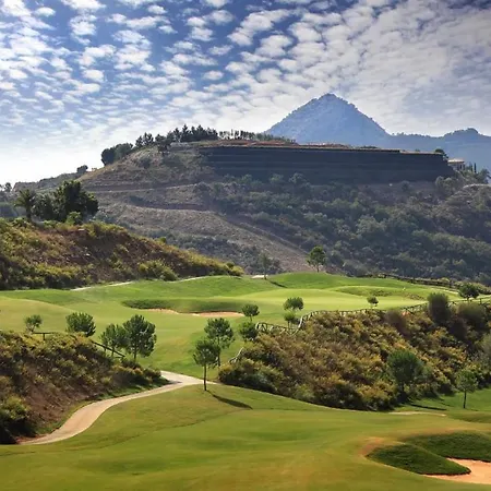 Luxury Golf Penthouse Διαμέρισμα Εστεπόνα
